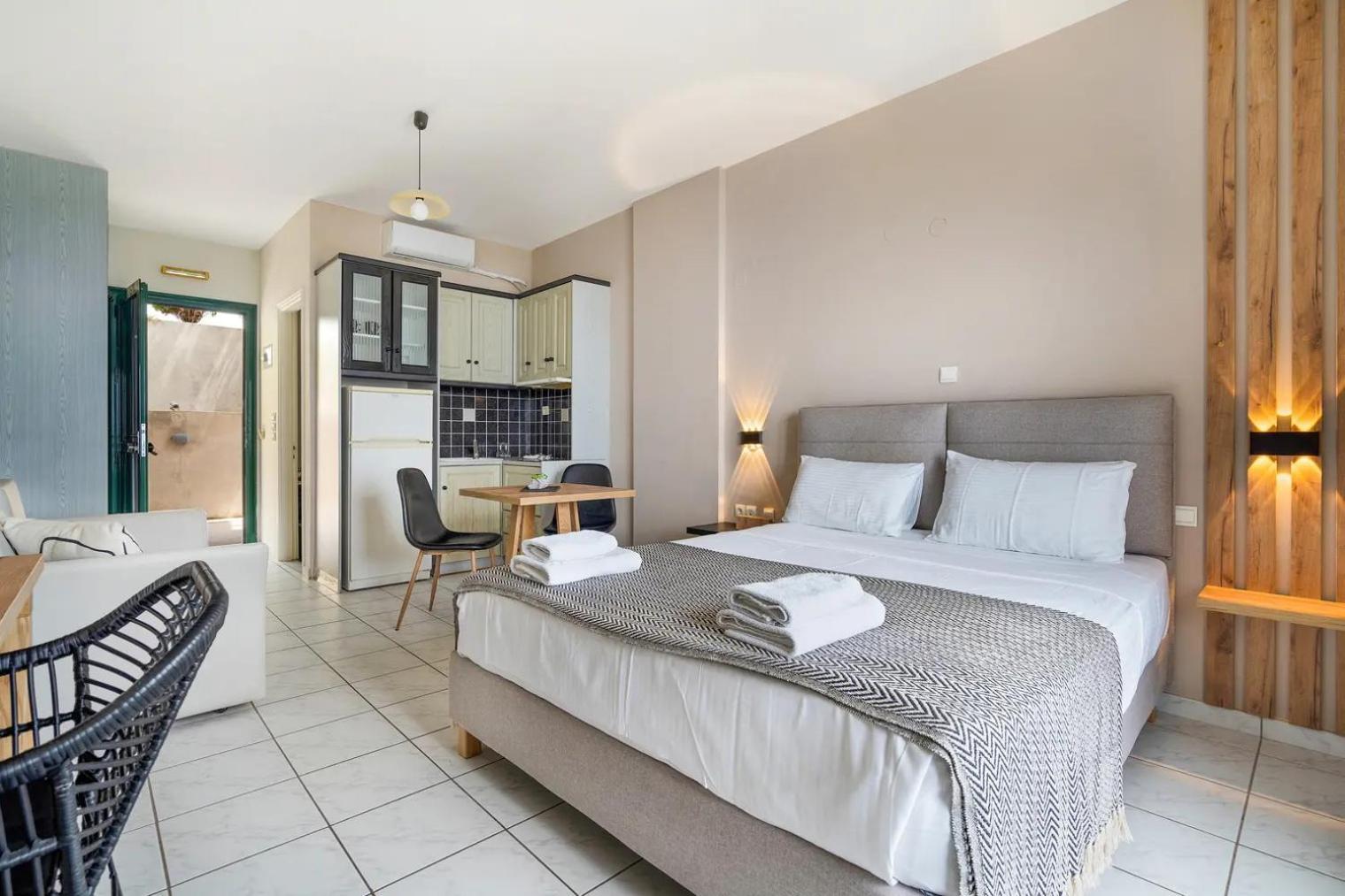 Áyios Nikítas Sunset Premium Studio D מראה חיצוני תמונה